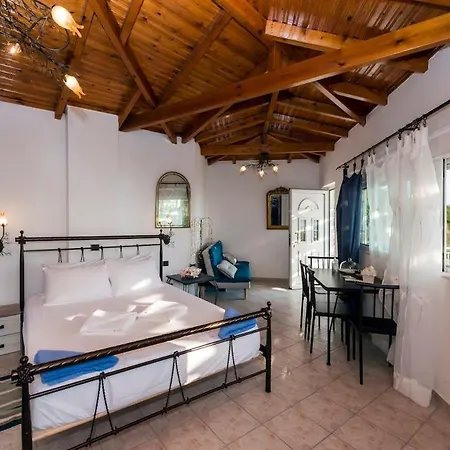 Needa's - Eros Loft With Infinity Pool *